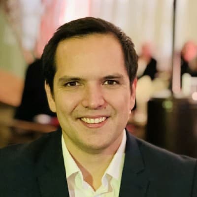 Gerhard Neumann, Socio · Inteligencia Artificial & Automatización de Procesos